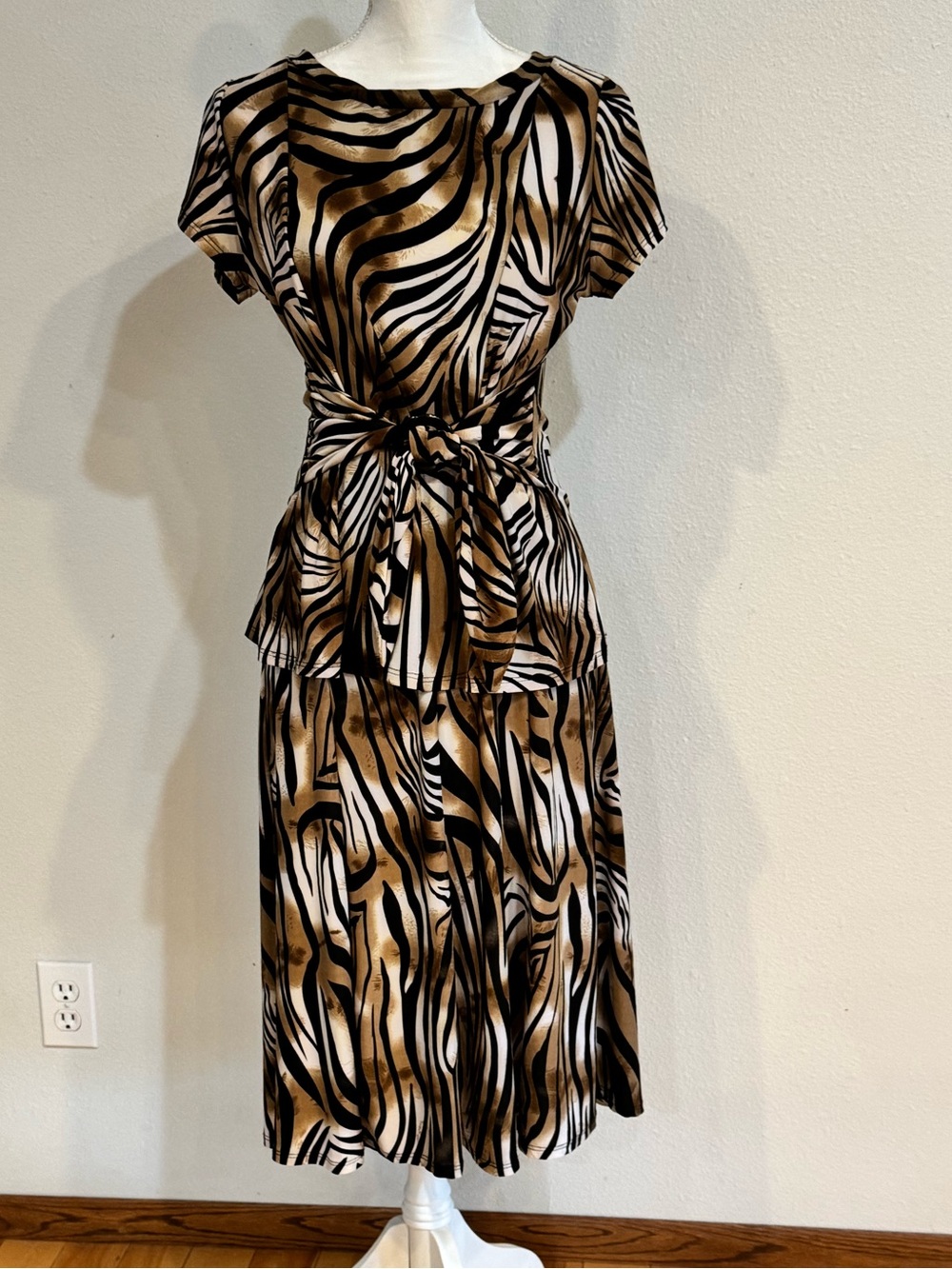 Y2K Sananas Zebra Print 2-Piece Matching Top & Skirt Size M Made in USA